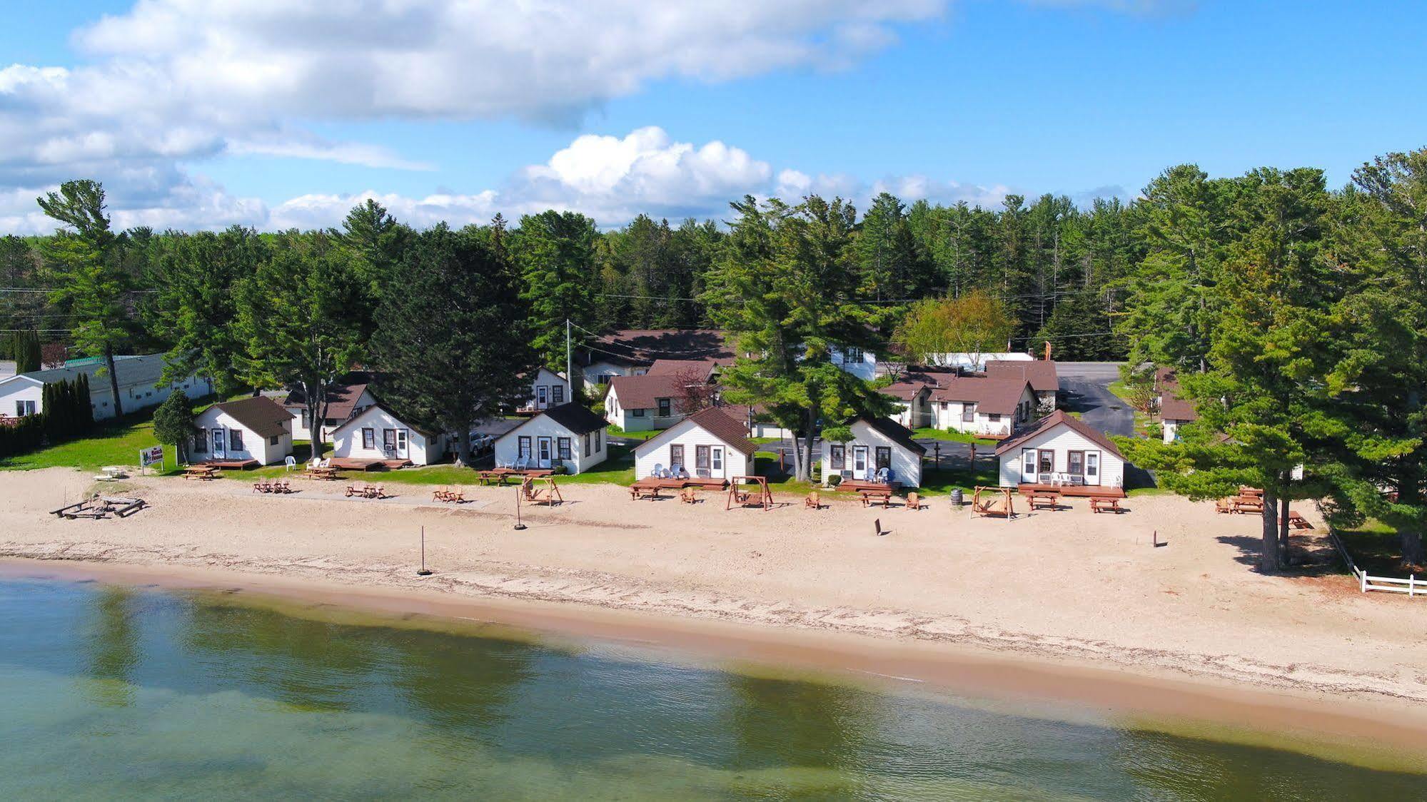 Beach House Lakeside Cottages 麦基诺城 外观 照片
